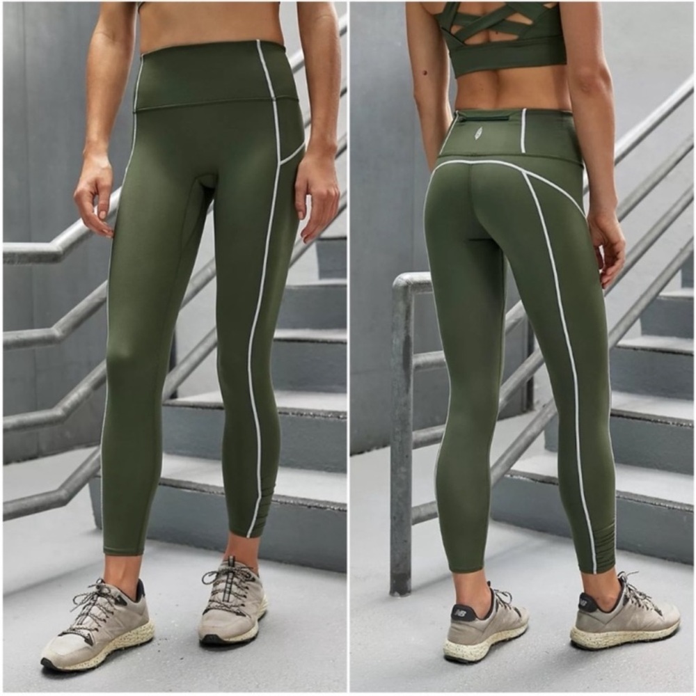 17-Free People You’re a Peach Legging - Picture 7 of 8